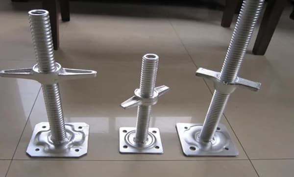 Base Jack manufactured by Kushal Steel in Mandi Gobindgarh